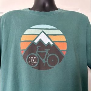 Life is Good Men's Tees Size L 
Bike Excellent Condition
